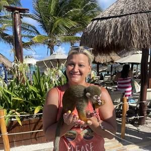 Meet your Posher, Brietta